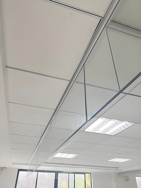 康乐玻璃康乐挡烟垂壁