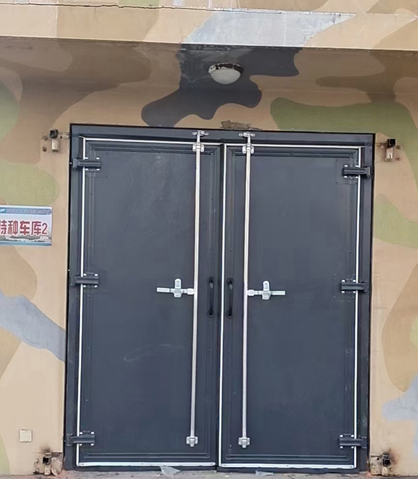 康乐工业平开门