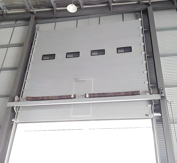 康乐工业滑升门