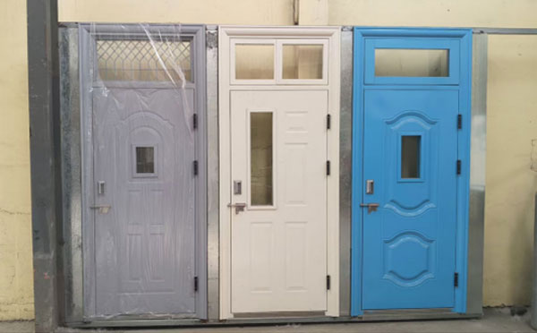 康乐学校教室门