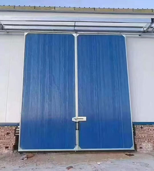 康乐工业门在大型仓储物流通道中的应用实例